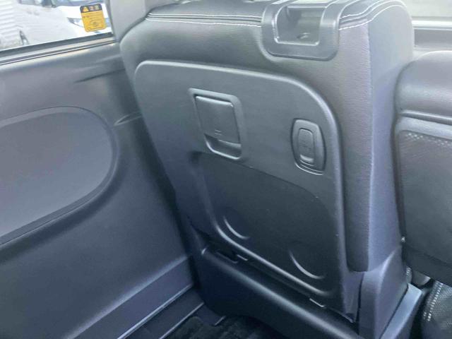 タントカスタムＲＳ　トップエディションＳＡIII衝突回避支援ブレーキ・ナビ・バックカメラ・キーフリー・両側パワースライドドア・オートエアコン・オートライト・ＬＥＤヘッドランプ・アルミホイール・電動格納ミラー・パワーウィンドウ・（千葉県）の中古車