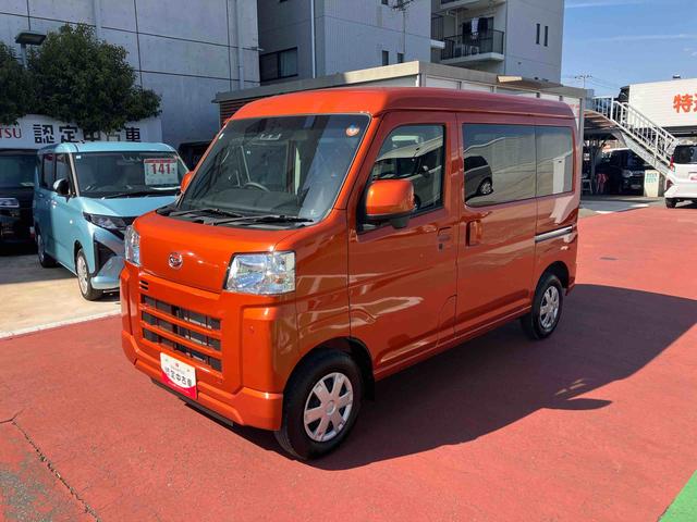 ハイゼットカーゴクルーズ大型ＬＥＤ荷室灯・プッシュボタンエンジンスタート・コーナーセンサー・オーディオレス・マニュアルエアコン・アイドリングストップ・オートライト・衝突回避支援ブレーキ（千葉県）の中古車