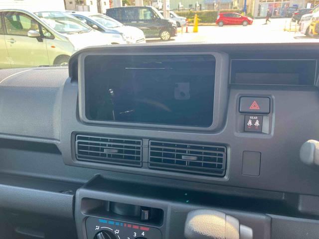 ハイゼットカーゴクルーズ大型ＬＥＤ荷室灯・プッシュボタンエンジンスタート・コーナーセンサー・オーディオレス・マニュアルエアコン・アイドリングストップ・オートライト・衝突回避支援ブレーキ（千葉県）の中古車