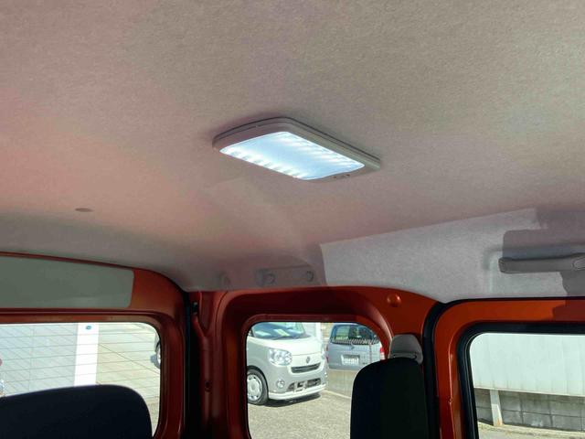 ハイゼットカーゴクルーズ大型ＬＥＤ荷室灯・プッシュボタンエンジンスタート・コーナーセンサー・オーディオレス・マニュアルエアコン・アイドリングストップ・オートライト・衝突回避支援ブレーキ（千葉県）の中古車