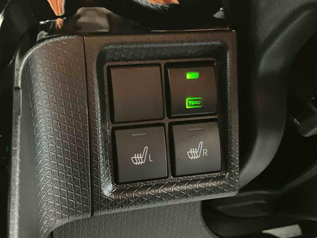 タントカスタムＲＳバックカメラ連動９インチフルセグナビ　ＵＳＢ接続　ブルートゥース対応　ＴＶナビキット　フロント．リヤドライブレコーダー連動　アダプティブクルーズコントロール　運転席ロングスライドシート（千葉県）の中古車