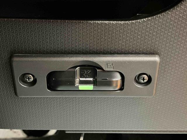 タントカスタムＲＳバックカメラ連動９インチフルセグナビ　ＵＳＢ接続　ブルートゥース対応　ＴＶナビキット　フロント．リヤドライブレコーダー連動　アダプティブクルーズコントロール　運転席ロングスライドシート（千葉県）の中古車