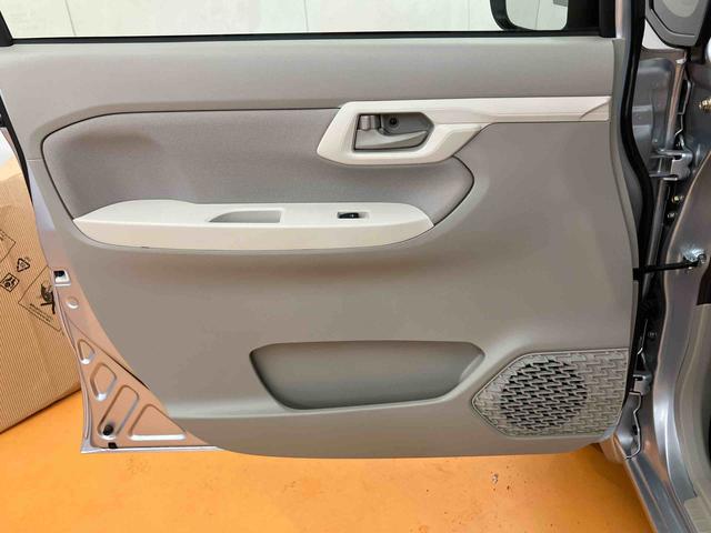 ムーヴL SAIIIフルセグナビ USB接続 ブルートゥース対応 衝突被害軽減ブレーキ 横滑り防止装置 キーレスエントリー オートハイビーム マニュアルレベリング機能付ハロゲンヘッドライト アイドリングストップ(千葉県)の中古車