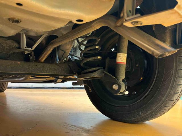 ムーヴL SAIIIフルセグナビ USB接続 ブルートゥース対応 衝突被害軽減ブレーキ 横滑り防止装置 キーレスエントリー オートハイビーム マニュアルレベリング機能付ハロゲンヘッドライト アイドリングストップ(千葉県)の中古車