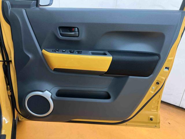 ハスラーＧ８インチフルセグナビ　ブルートゥース対応　ＵＳＢ接続　ビルトインＥＴＣ　前席シートヒーター　アイドリングストップ　プッシュエンジンスタートキーフリーシステム　助手席シートアンダーボックス（千葉県）の中古車