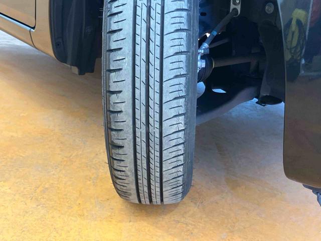 ミラトコットＧ　ＳＡIIIＤＶＤチューナー　パノラマカメラ連動　ＵＳＢ接続　ブルートゥース対応　前後コーナーセンサー　前席シートヒーター　オートライト　オートハイビーム　ＬＥＤヘッドライト　バニティーミラー付き左右サンバイザ−（千葉県）の中古車