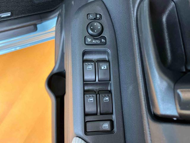 ムーヴＸ衝突回避支援　横滑り防止装置　オートライト　オートハイビーム　ＬＥＤヘッドライト　マニュアルレベリング機能付ＬＥＤヘッドライト　前後コーナーセンサー　左側電動スライドドア　プッシュエンジンスタート（千葉県）の中古車