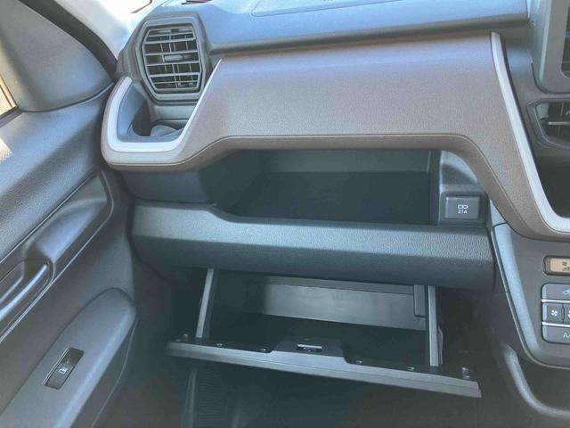 ムーヴＸ両側スライドドア（左側電動）　バックカメラ　ＬＥＤヘッドライト　オートライト　オートハイビーム　衝突被害軽減ブレーキ　前後コーナーセンサー　キーフリー　盗難防止アラーム　足踏み式駐車ブレーキ　ステリモ（千葉県）の中古車