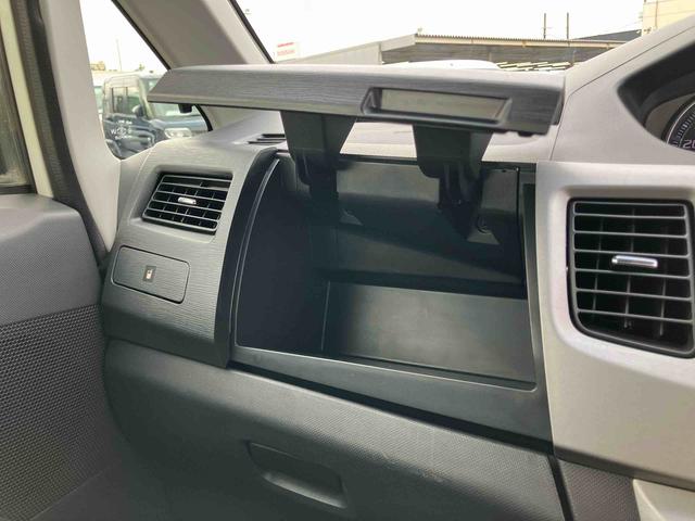 ムーヴカスタム RSターボ MOMO製革巻きステアリング CD/AM・FMラジオ/USB/BT AUX接続 HIDヘッドライト オートライト トップシェイドガラス キーフリーシステム 盗難防止警報 イモビライザー アルミ(千葉県)の中古車