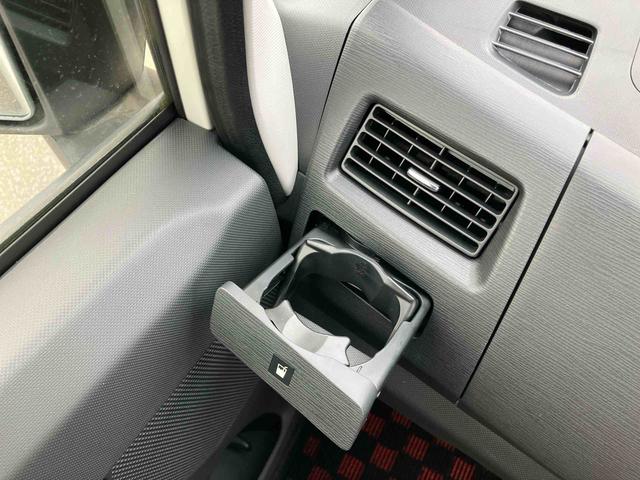 ムーヴカスタム RSターボ MOMO製革巻きステアリング CD/AM・FMラジオ/USB/BT AUX接続 HIDヘッドライト オートライト トップシェイドガラス キーフリーシステム 盗難防止警報 イモビライザー アルミ(千葉県)の中古車