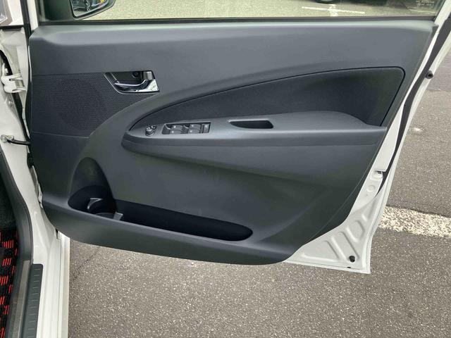 ムーヴカスタム RSターボ MOMO製革巻きステアリング CD/AM・FMラジオ/USB/BT AUX接続 HIDヘッドライト オートライト トップシェイドガラス キーフリーシステム 盗難防止警報 イモビライザー アルミ(千葉県)の中古車