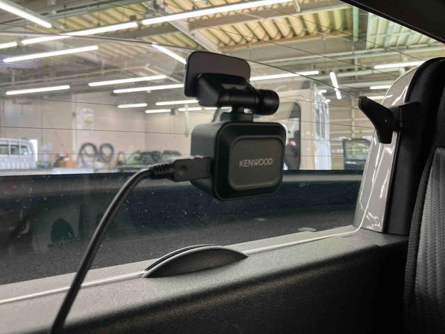 コペンローブバックカメラ連動フルセグナビ　ＴＶナビキット　ブルートゥース対応　フロント．リヤ２カメラドライブレコーダー　センターコンソール内ＥＴＣ　シートヒーター　横滑り防止装置　アイドリングストップ（千葉県）の中古車