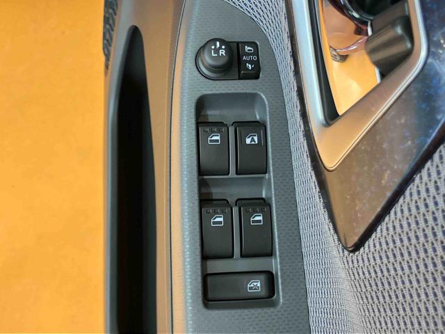 ムーヴカスタム　Ｘ　ハイパーＳＡバックカメラ連動フルセグナビ　ＵＳＢ接続　ブルートゥース対応　ＨＤＭＩ接続　ＴＶナビキット　ＥＴＣ　衝突被害軽減ブレーキ　横滑り防止装置　プッシュエンジンスタート　キーフリーシステム（千葉県）の中古車