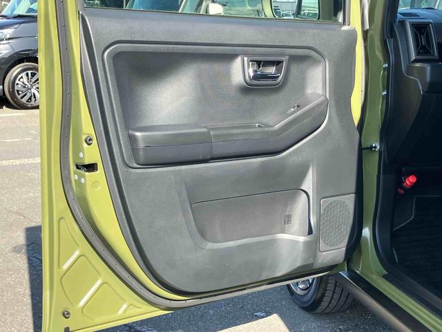 タフトＧターボ　ダーククロムベンチャーターボ　ガラスルーフ　ルーフレール　ナビ／ＴＶ／ＤＶＤ／ＢＴ／ＵＳＢ　全周囲カメラ　リモコンエンジンスターター　ＬＥＤヘッドランプ　オートライト　シートヒーター　コ−ナ−センサー　キーフリー（千葉県）の中古車