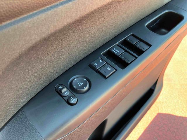 N−BOXG・LパッケージSDナビゲーション バックカメラ CD DVD ETC 両側電動スライドドア シティブレーキアクティブシステム 横滑り防止装置 スマートキー プッシュボタンスタート オートエアコン(千葉県)の中古車