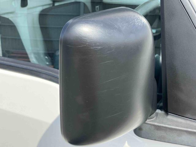 ハイゼットトラックスタンダード　農用スペシャル荷台ライト　リヤ４枚リーフスプリング　リヤデフロック　副変速機　スピーカー一体型ＡＭ／ＦＭラジオ　エアコン　パワステ　左右サンバイザー　運転席エアバッグ　最大積載量３５０ｋｇ（千葉県）の中古車