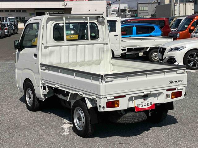 ハイゼットトラックスタンダード　農用スペシャル荷台ライト　リヤ４枚リーフスプリング　リヤデフロック　副変速機　スピーカー一体型ＡＭ／ＦＭラジオ　エアコン　パワステ　左右サンバイザー　運転席エアバッグ　最大積載量３５０ｋｇ（千葉県）の中古車