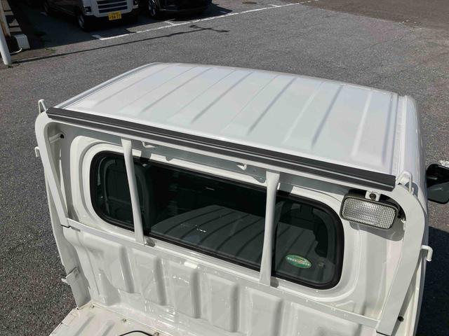 ハイゼットトラックスタンダード　農用スペシャル荷台ライト　リヤ４枚リーフスプリング　リヤデフロック　副変速機　スピーカー一体型ＡＭ／ＦＭラジオ　エアコン　パワステ　左右サンバイザー　運転席エアバッグ　最大積載量３５０ｋｇ（千葉県）の中古車