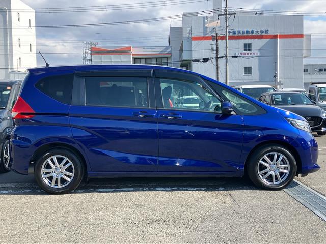 フリードＧ・ホンダセンシング９型ナビ／ＴＶ／ＤＶＤ／ＢＴ　バックカメラ　ＥＴＣ　全車速追従クルコン　オートライト　トップシェイドガラス　アルミホイール　両側電動スライド　衝突軽減ブレーキ　オートエアコン　イモビライザー　ステリモ（千葉県）の中古車