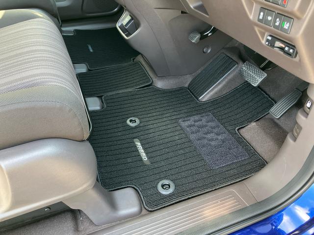 フリードＧ・ホンダセンシング９型ナビ／ＴＶ／ＤＶＤ／ＢＴ　バックカメラ　ＥＴＣ　全車速追従クルコン　オートライト　トップシェイドガラス　アルミホイール　両側電動スライド　衝突軽減ブレーキ　オートエアコン　イモビライザー　ステリモ（千葉県）の中古車