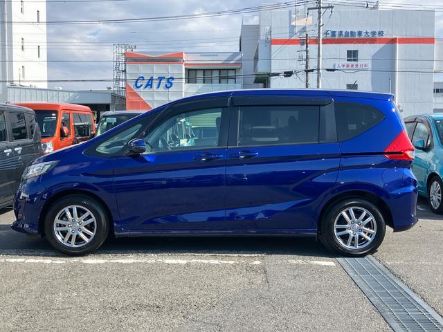 フリードＧ・ホンダセンシング９型ナビ／ＴＶ／ＤＶＤ／ＢＴ　バックカメラ　ＥＴＣ　全車速追従クルコン　オートライト　トップシェイドガラス　アルミホイール　両側電動スライド　衝突軽減ブレーキ　オートエアコン　イモビライザー　ステリモ（千葉県）の中古車