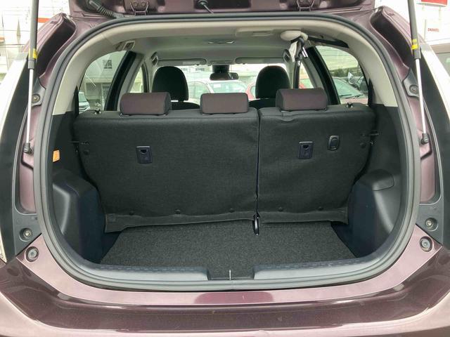 アクアＧハイブリッド　ナビ／ＴＶ／ＤＶＤ／ＢＴ　バックカメラ　ＥＴＣ　シートヒーター　クルーズコントロール　アルミホイール　オートライト　革巻ステアリング　ステアリングリモコン　チルトステアリング　キーフリー（千葉県）の中古車