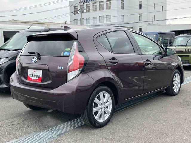 アクアＧハイブリッド　ナビ／ＴＶ／ＤＶＤ／ＢＴ　バックカメラ　ＥＴＣ　シートヒーター　クルーズコントロール　アルミホイール　オートライト　革巻ステアリング　ステアリングリモコン　チルトステアリング　キーフリー（千葉県）の中古車