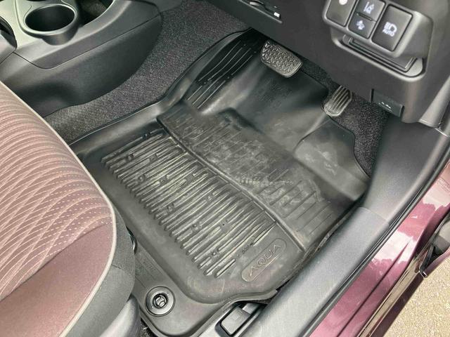 アクアＧハイブリッド　ナビ／ＴＶ／ＤＶＤ／ＢＴ　バックカメラ　ＥＴＣ　シートヒーター　クルーズコントロール　アルミホイール　オートライト　革巻ステアリング　ステアリングリモコン　チルトステアリング　キーフリー（千葉県）の中古車