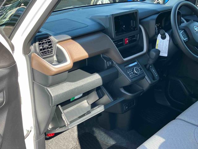 ムーヴＸ両側スライドドア（左側電動）　バックカメラ　ＬＥＤヘッドライト　オートライト　オートハイビーム　衝突被害軽減ブレーキ　前後コーナーセンサー　キーフリー　盗難防止アラーム　足踏み式駐車ブレーキ　ステリモ（千葉県）の中古車