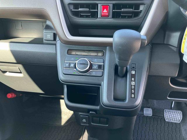 ムーヴＸ両側スライドドア（左側電動）　バックカメラ　ＬＥＤヘッドライト　オートライト　オートハイビーム　衝突被害軽減ブレーキ　前後コーナーセンサー　キーフリー　盗難防止アラーム　足踏み式駐車ブレーキ　ステリモ（千葉県）の中古車