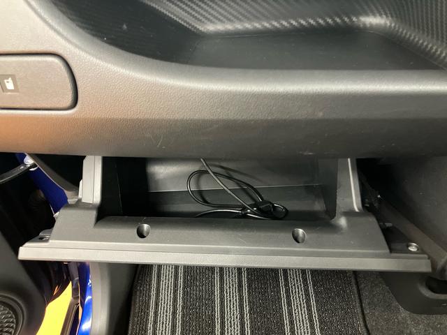 キャストアクティバＧ　ＳＡIIバックカメラ連動フルセグナビ　ＵＳＢ接続　ブルートゥース対応　ＬＥＤヘッド／フォグ　１５インチアルミ　オーバーヘッドコンソール　ＬＥＤ室内灯　コートフック付きアシストグリップ　アイドリングストップ（千葉県）の中古車