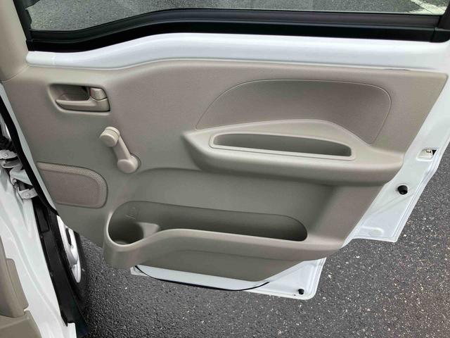 エブリイＰＡＥＴＣ　スピーカー一体型ＡＭ／ＦＭラジオ　両側スライドドア　ハロゲンヘッドランプ　マニュアルエアコン　間欠ワイパー　リヤワイパー　荷室作業灯　左右アシストグリップ　チャイルドロック　センターコンソール（千葉県）の中古車