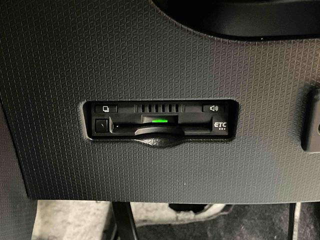 タントＸバックカメラ連動フルセグナビ　ＵＳＢ接続　ブルートゥース対応　フロント．リヤドライブレコーダー連動　ビルトインＥＴＣ　両側電動スライドドア　運転席ロングスライドシート　前席シートヒーター（千葉県）の中古車