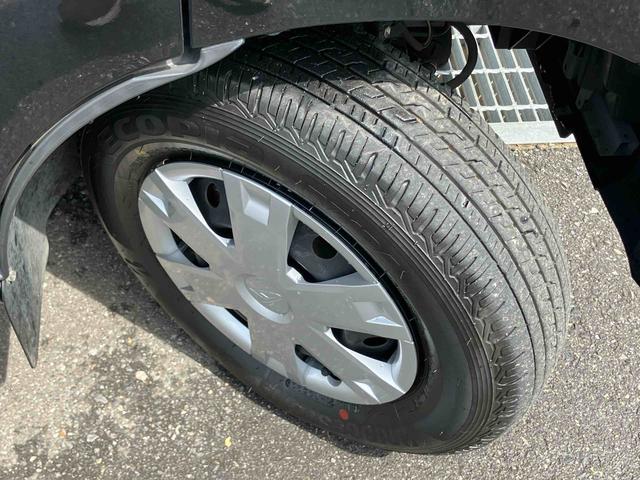 ハイゼットカーゴクルーズ４ＷＤ　ナビ／ＴＶ／ＤＶＤ／ＢＴ／ＵＳＢ　ＬＥＤヘッドライト　オートライト　オートハイビーム　トップシェイドガラス　オーバーヘッドシェルフ　両側スライドドア　足踏み式駐車ブレーキ　キーフリー　スマアシ（千葉県）の中古車