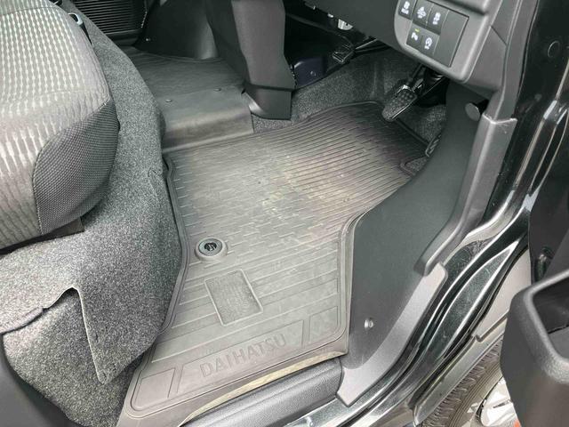 ハイゼットカーゴクルーズ４ＷＤ　ナビ／ＴＶ／ＤＶＤ／ＢＴ／ＵＳＢ　ＬＥＤヘッドライト　オートライト　オートハイビーム　トップシェイドガラス　オーバーヘッドシェルフ　両側スライドドア　足踏み式駐車ブレーキ　キーフリー　スマアシ（千葉県）の中古車