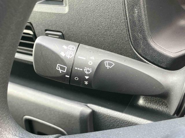 ハイゼットカーゴクルーズ４ＷＤ　ナビ／ＴＶ／ＤＶＤ／ＢＴ／ＵＳＢ　ＬＥＤヘッドライト　オートライト　オートハイビーム　トップシェイドガラス　オーバーヘッドシェルフ　両側スライドドア　足踏み式駐車ブレーキ　キーフリー　スマアシ（千葉県）の中古車