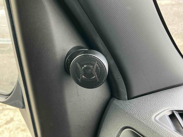 ハイゼットカーゴクルーズ４ＷＤ　ナビ／ＴＶ／ＤＶＤ／ＢＴ／ＵＳＢ　ＬＥＤヘッドライト　オートライト　オートハイビーム　トップシェイドガラス　オーバーヘッドシェルフ　両側スライドドア　足踏み式駐車ブレーキ　キーフリー　スマアシ（千葉県）の中古車