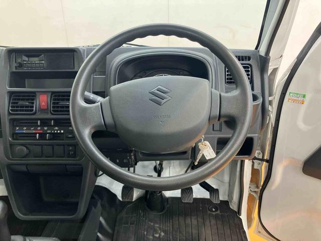 キャリイトラックKCエアコン・パワステスピーカー一体型ラジオチューナー ETC テールゲートチェーン ゲートプロテクター 荷台マット マニュアルレベリング機能付ハロゲンヘッドライト 灰皿 運転席シートバックポケット マニュアルエアコン(千葉県)の中古車