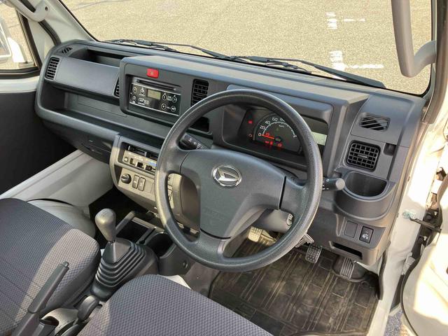ハイゼットトラックエクストラ 4WDCDチューナー 副変速機 荷台ライト リヤ4枚リーフスプリング リヤデフロック テールゲートチェーン フォグランプ メッキガーニッシュ キーレスエントリー エアコン パワステ(千葉県)の中古車