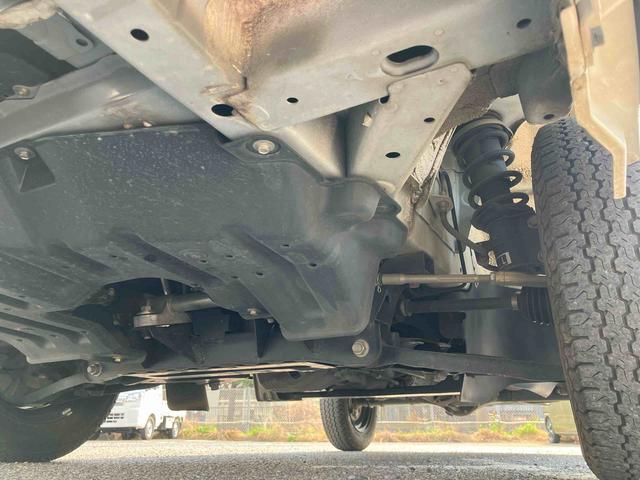 ハイゼットトラックエクストラ 4WDCDチューナー 副変速機 荷台ライト リヤ4枚リーフスプリング リヤデフロック テールゲートチェーン フォグランプ メッキガーニッシュ キーレスエントリー エアコン パワステ(千葉県)の中古車