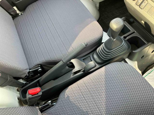 ハイゼットトラックエクストラ 4WDCDチューナー 副変速機 荷台ライト リヤ4枚リーフスプリング リヤデフロック テールゲートチェーン フォグランプ メッキガーニッシュ キーレスエントリー エアコン パワステ(千葉県)の中古車