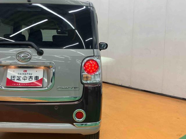 ムーヴキャンバスＧブラックインテリアＶＳ　ＳＡIIIパノラマカメラ連動フルセグナビ　ＵＳＢ接続　ブルートゥース対応　フロント．リヤドライブレコーダー連動　ＥＴＣ　置きラクボックス　スペアータイヤ　運転席シートヒーター　ウインドシールドディアイサー（千葉県）の中古車