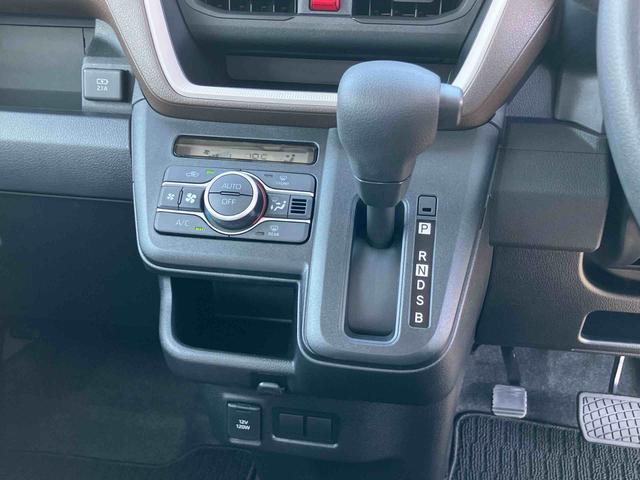 ムーヴＸ両側スライドドア（左側電動）　バックカメラ　ＬＥＤヘッドライト　オートライト　オートハイビーム　衝突被害軽減ブレーキ　前後コーナーセンサー　キーフリー　盗難防止アラーム　足踏み式駐車ブレーキ　ステリモ（千葉県）の中古車