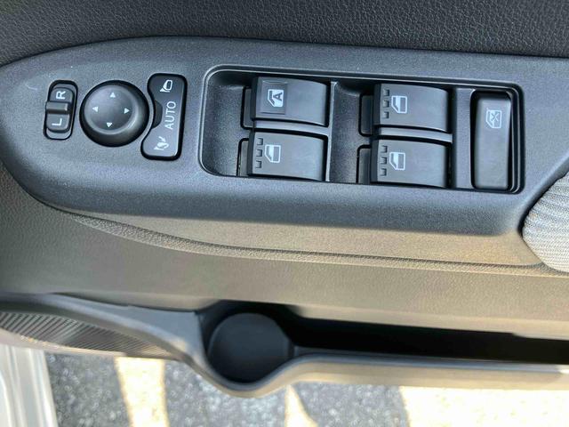 ムーヴＸ両側スライドドア（左側電動）　バックカメラ　ＬＥＤヘッドライト　オートライト　オートハイビーム　衝突被害軽減ブレーキ　前後コーナーセンサー　キーフリー　盗難防止アラーム　足踏み式駐車ブレーキ　ステリモ（千葉県）の中古車