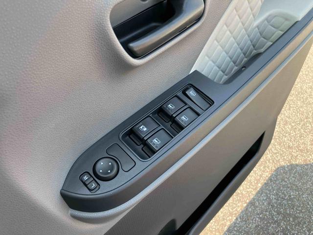 タントフレンドシップ　スローパー　Ｌ車椅子乗車用　スロープ付車　純正メモリーナビ　ＣＤ　ＤＶＤ　純正ドライブレコーダー　純正ＥＴＣ　両側手動スライドドア　サイドミラー手動開閉　衝突回避支援ブレーキ　誤発進抑制装置　アイドリングストップ（千葉県）の中古車