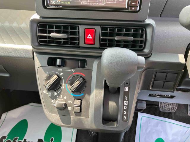 タントフレンドシップ　スローパー　Ｌ車椅子乗車用　スロープ付車　純正メモリーナビ　ＣＤ　ＤＶＤ　純正ドライブレコーダー　純正ＥＴＣ　両側手動スライドドア　サイドミラー手動開閉　衝突回避支援ブレーキ　誤発進抑制装置　アイドリングストップ（千葉県）の中古車