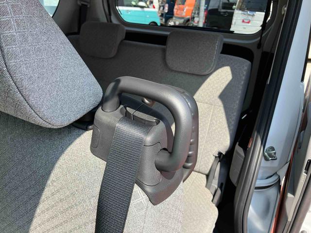 タントフレンドシップ　スローパー　Ｌ車椅子乗車用　スロープ付車　純正メモリーナビ　ＣＤ　ＤＶＤ　純正ドライブレコーダー　純正ＥＴＣ　両側手動スライドドア　サイドミラー手動開閉　衝突回避支援ブレーキ　誤発進抑制装置　アイドリングストップ（千葉県）の中古車