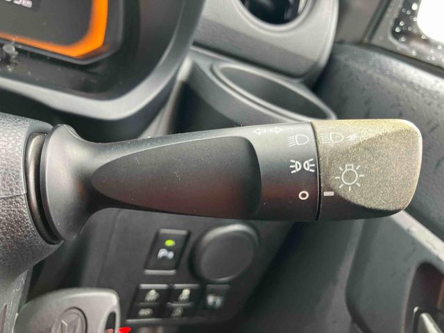 ミライースL SAIIIDVDチューナー USB接続 ブルートゥース対応 バックカメラ連動 ETC 前後コーナーセンサー オートハイビーム 衝突被害軽減ブレーキ 横滑り防止装置 マニュアルレベリング機能付ハロゲンヘッドライト(千葉県)の中古車