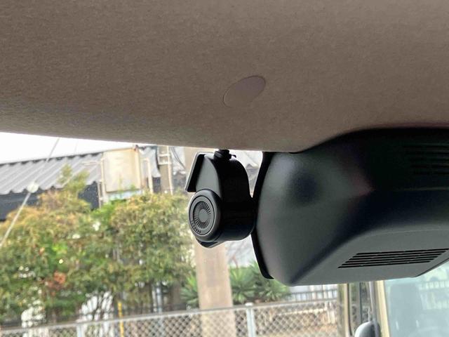 タントＸパノラマカメラ連動フルセグナビ　ＵＳＢ接続　ブルートゥース対応　フロント．リヤドライブレコーダー連動　ビルトインＥＴＣ　運転席ロングスライドシート　前席シートヒーター　前後コーナーセンサー（千葉県）の中古車