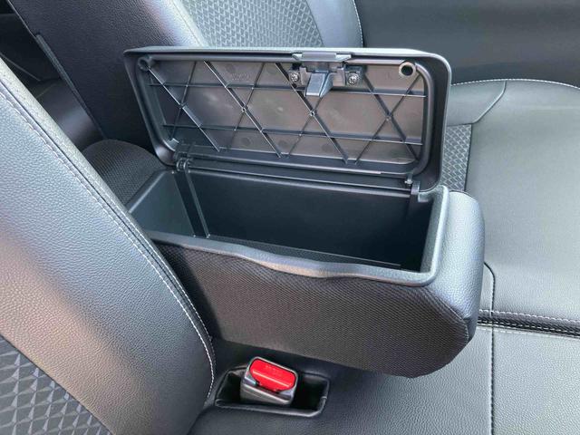 ムーヴカスタム RS ハイパーリミテッドSAIIIパノラマカメラ連動フルセグナビ USB接続 HDMI接続 ブルートゥース対応 運転席シートヒーター 衝突被害軽減ブレーキ 横滑り防止装置 バニティーミラー付き左右サンバイザー+LED室内灯(千葉県)の中古車